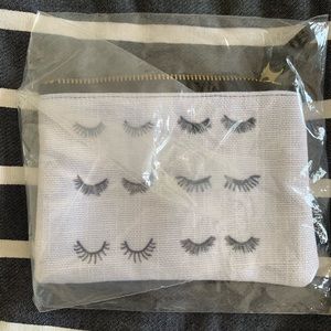 NWOT Eyelash Design Wallet